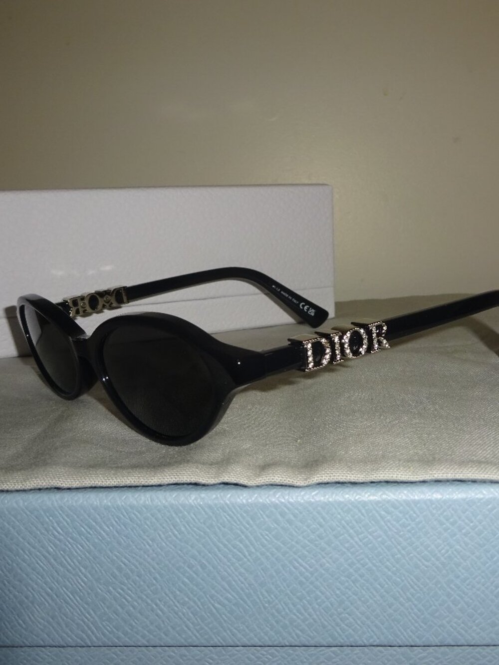 DIOR Sunglasses - Picture 5 of 8